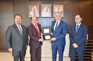 Al Mashreq Training Mr. Hasan Ali, accompanied by his Deputy CEO Mr. Ebrahim Radhi meets Yasser Abdulraheem
